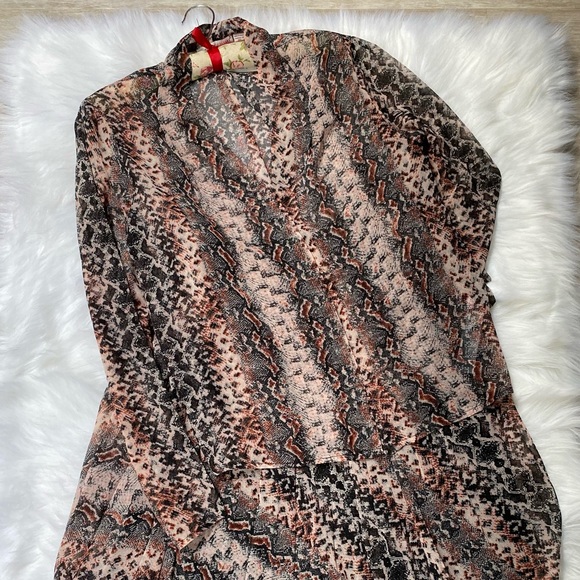 Animal print cohort two piece - Picture 6 of 6